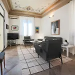 Florence- Ricasoli View Apartament *