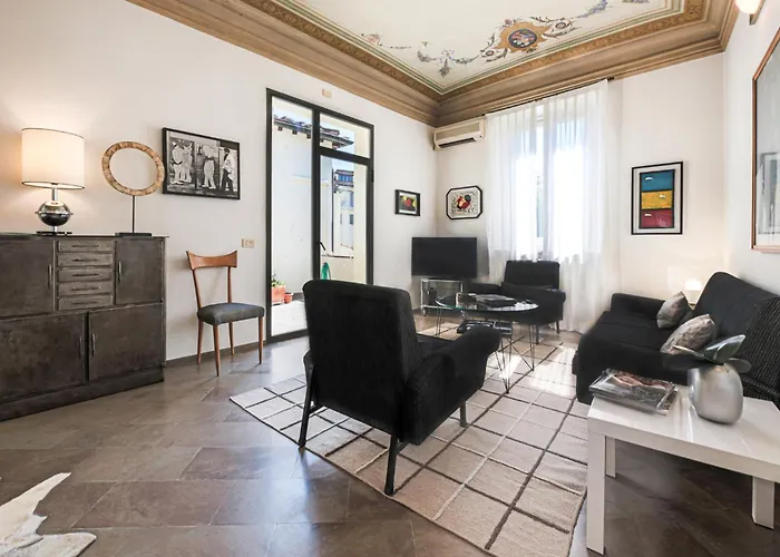 Florence- Ricasoli View Apartamento Florença